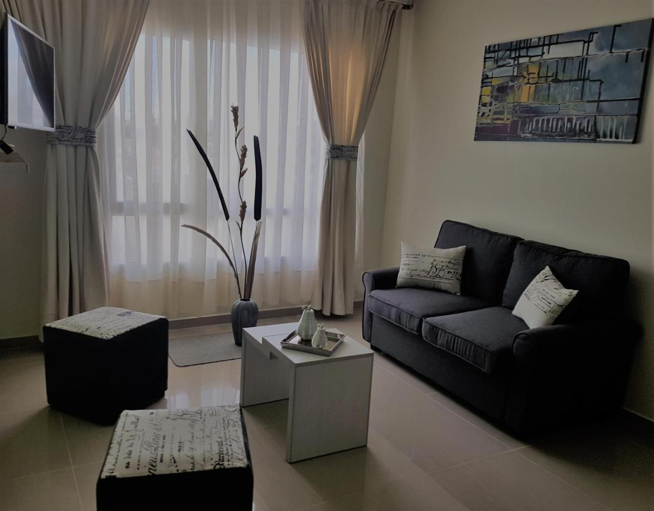 Illia 121 Apart Hotel Neuquén Kültér fotó