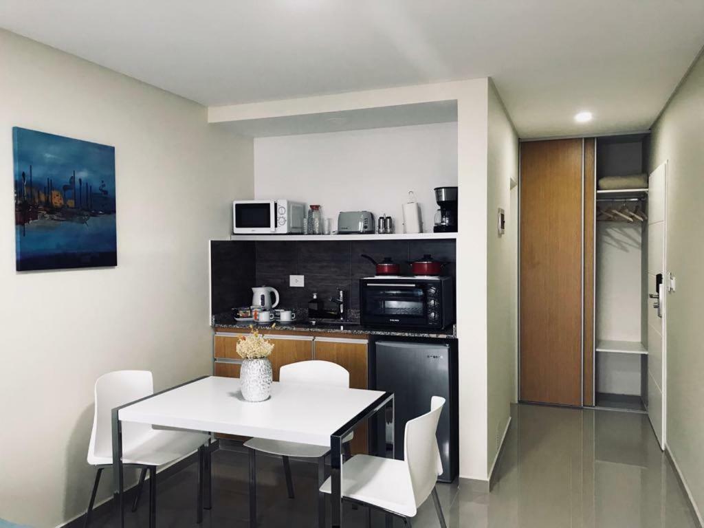 Illia 121 Apart Hotel Neuquén Kültér fotó
